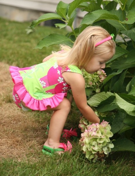 flamingo suit picking flower